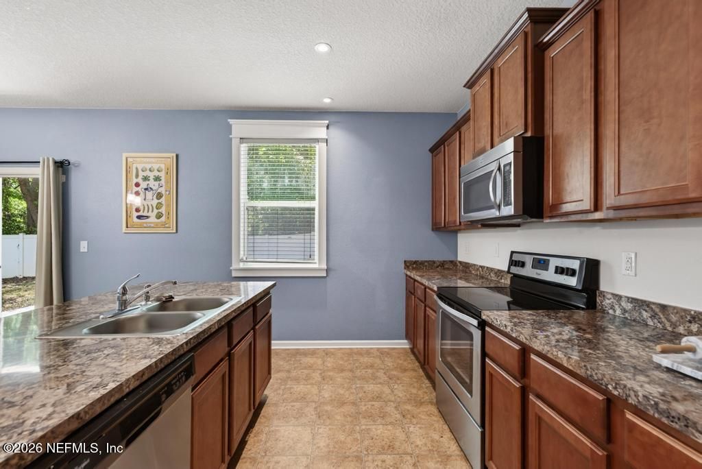 45047 Amhurst Oaks Drive, Callahan, FL 32011 Photo