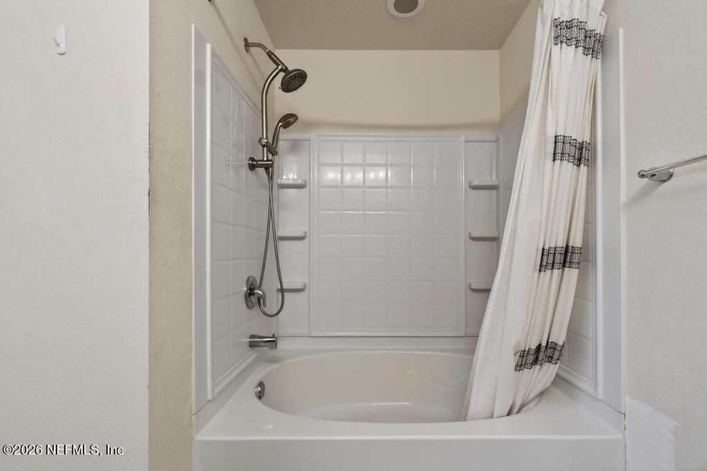 45047 Amhurst Oaks Drive, Callahan, FL 32011 Photo