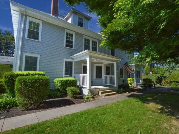 66 Tucker Lane, Unit 2, Dartmouth, MA 02747