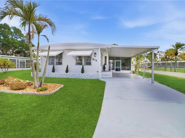 815 Holly Berry CT, NORTH FORT MYERS, FL 33917