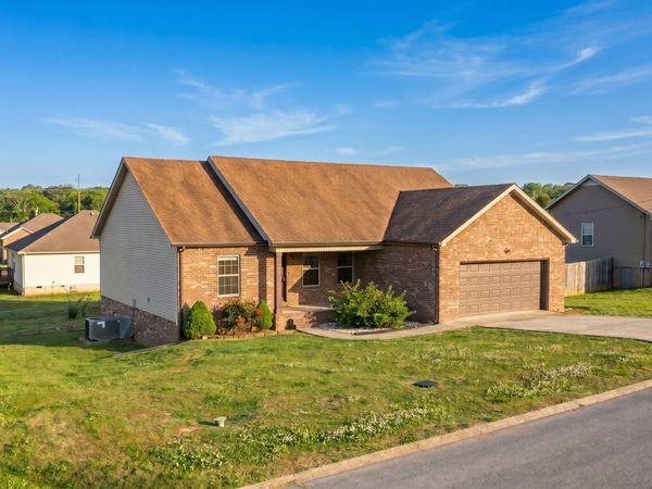 207 Jordan Ave, Shelbyville, TN 37160