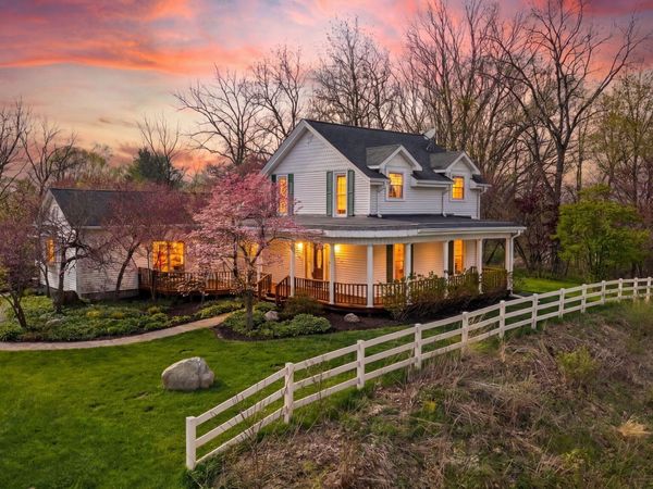 8 Smoke Road , Valparaiso, IN 46385