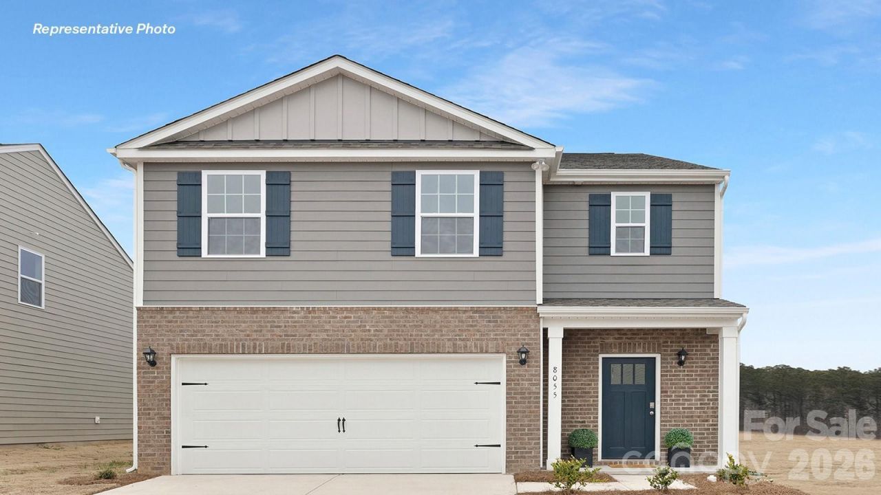 2134 10th Street Se, Hickory, NC 28602 Main Photo