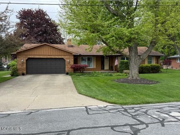 339 Welling Avenue , Luckey, OH 43443