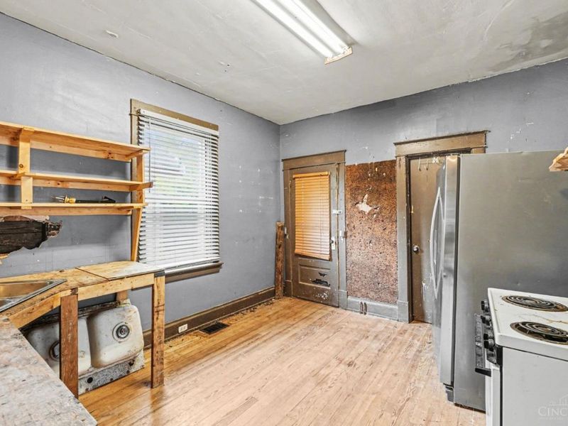 4403 Watterson Street, Cincinnati, OH 45227 Photo 4