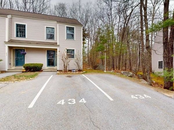 1465 Hooksett Road, Unit 434, Hooksett, NH 03106