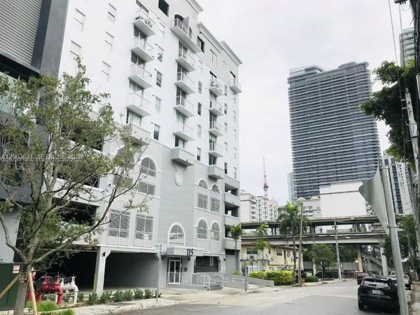115 SW 11th St , Unit 509, Miami, FL 33130