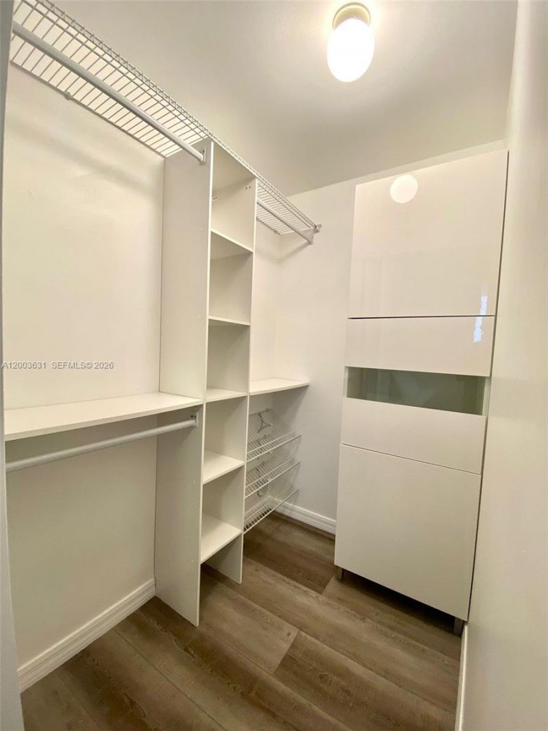 115 SW 11th St , Unit 509, Miami, FL 33130 Photo