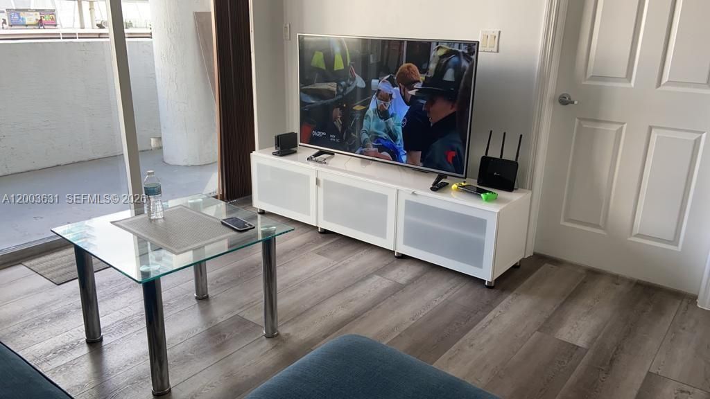 115 SW 11th St , Unit 509, Miami, FL 33130 Photo