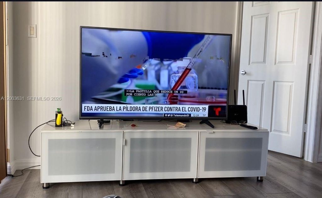 115 SW 11th St , Unit 509, Miami, FL 33130 Photo