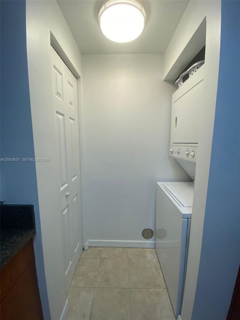 115 SW 11th St , Unit 509, Miami, FL 33130 Photo