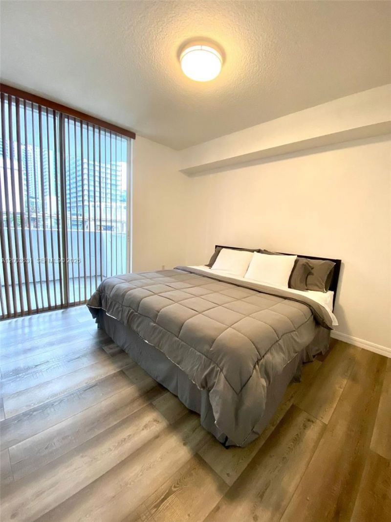 115 SW 11th St , Unit 509, Miami, FL 33130 Photo