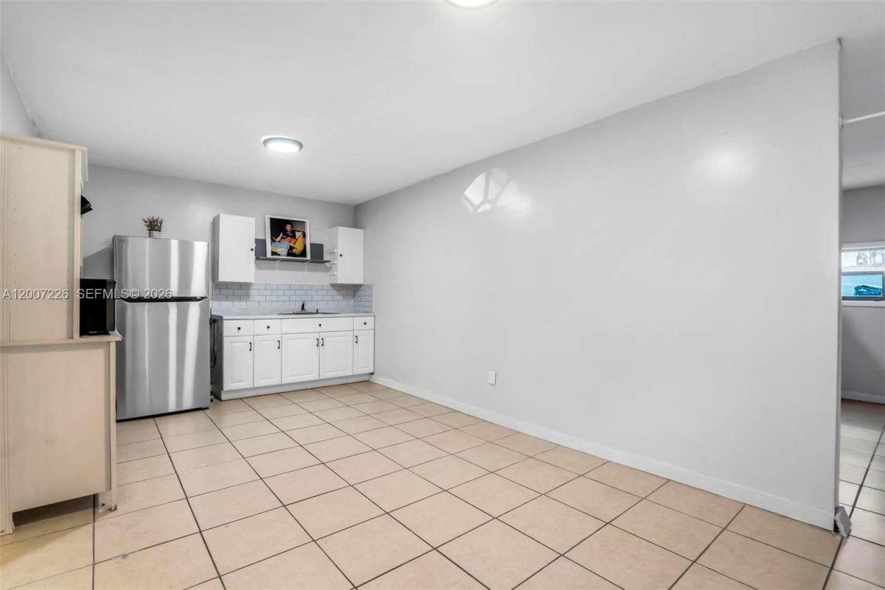 10048 SW 221st St, Cutler Bay, FL 33190 Photo