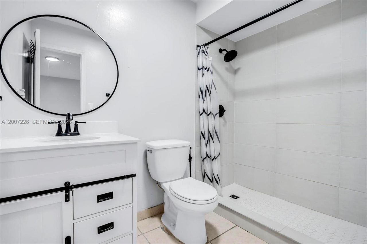 10048 SW 221st St, Cutler Bay, FL 33190 Photo