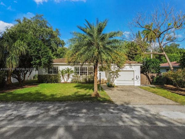11790 NE 8th Ave, Biscayne Park, FL 33161