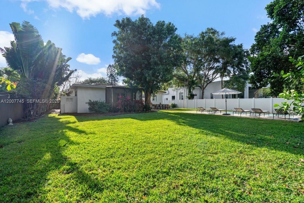 11790 NE 8th Ave , Biscayne Park, FL 33161 Photo