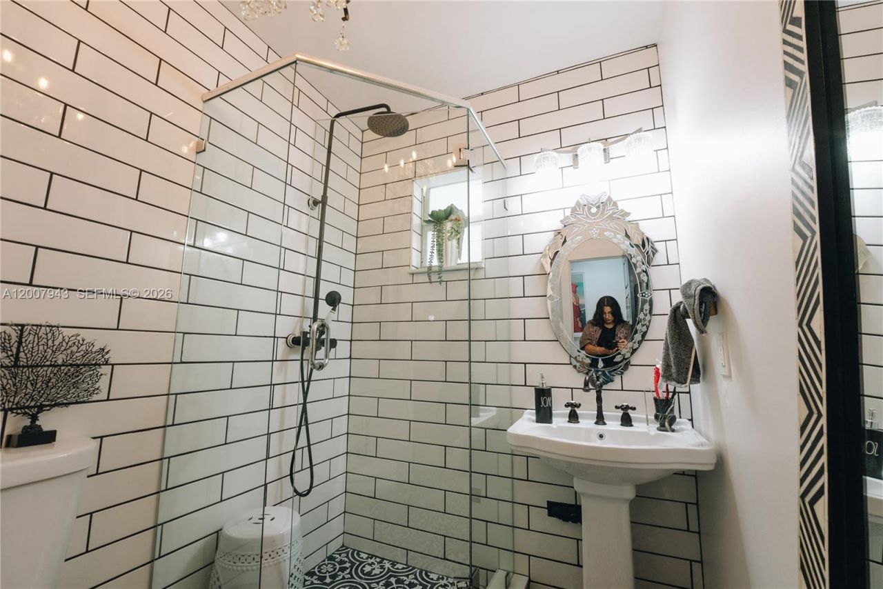 16241 W Troon Cir , Miami Lakes, FL 33014 Photo