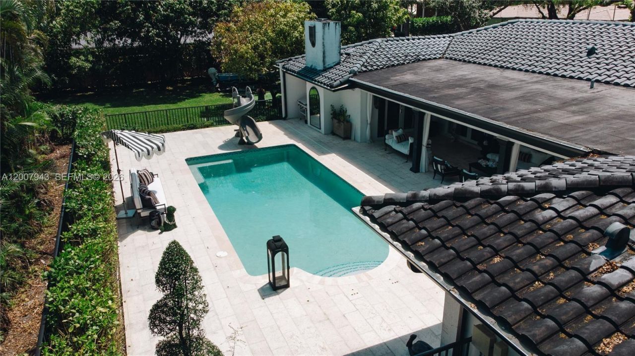 16241 W Troon Cir , Miami Lakes, FL 33014 Photo