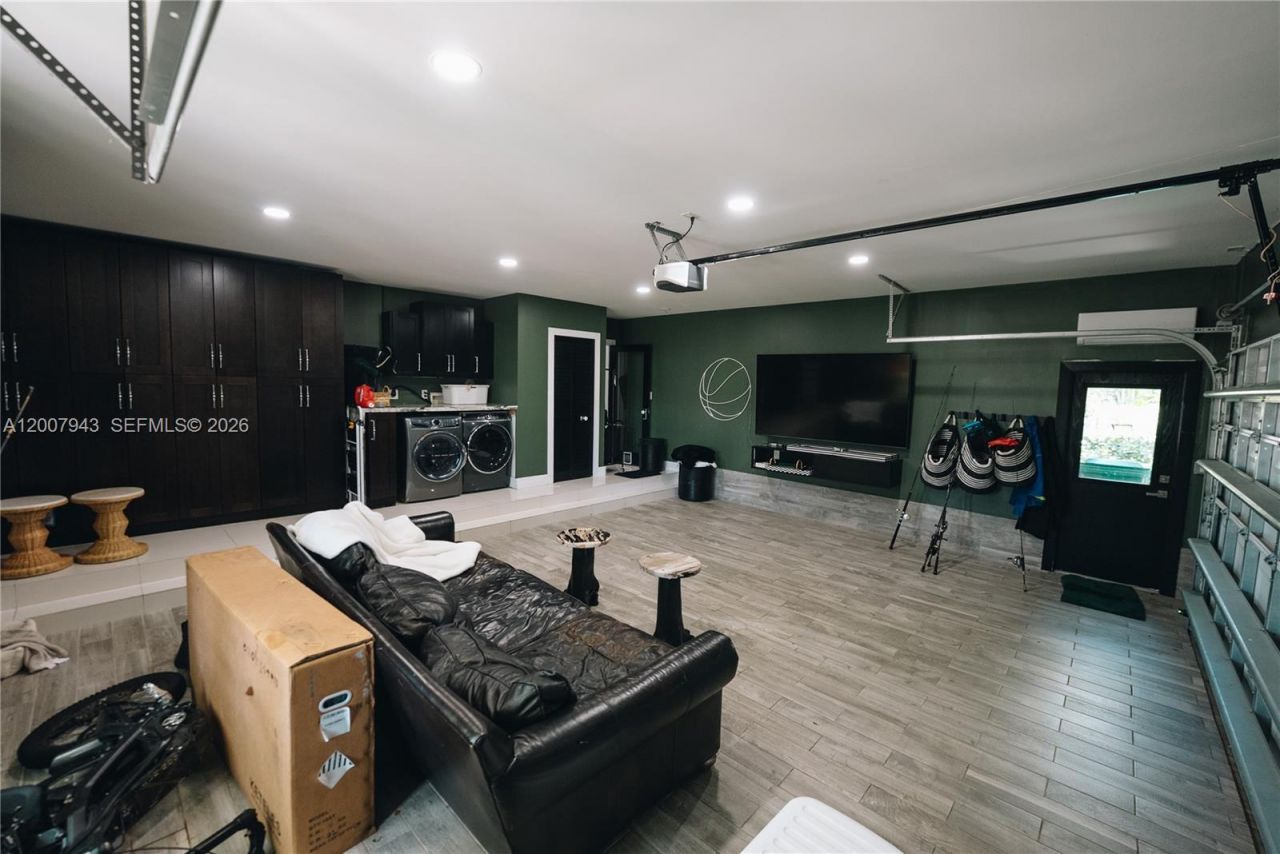 16241 W Troon Cir , Miami Lakes, FL 33014 Photo