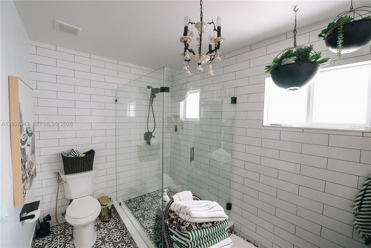 16241 W Troon Cir , Miami Lakes, FL 33014 Photo