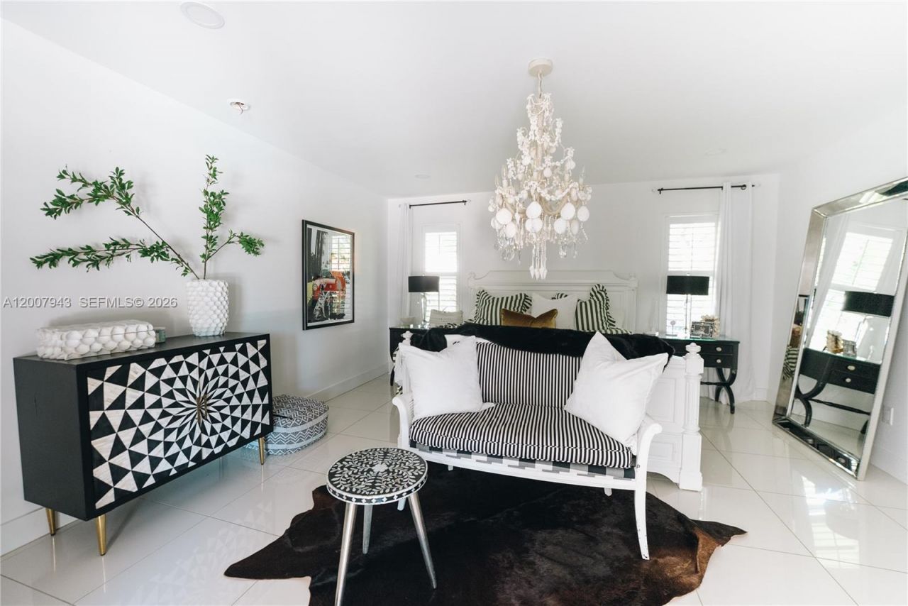 16241 W Troon Cir , Miami Lakes, FL 33014 Photo