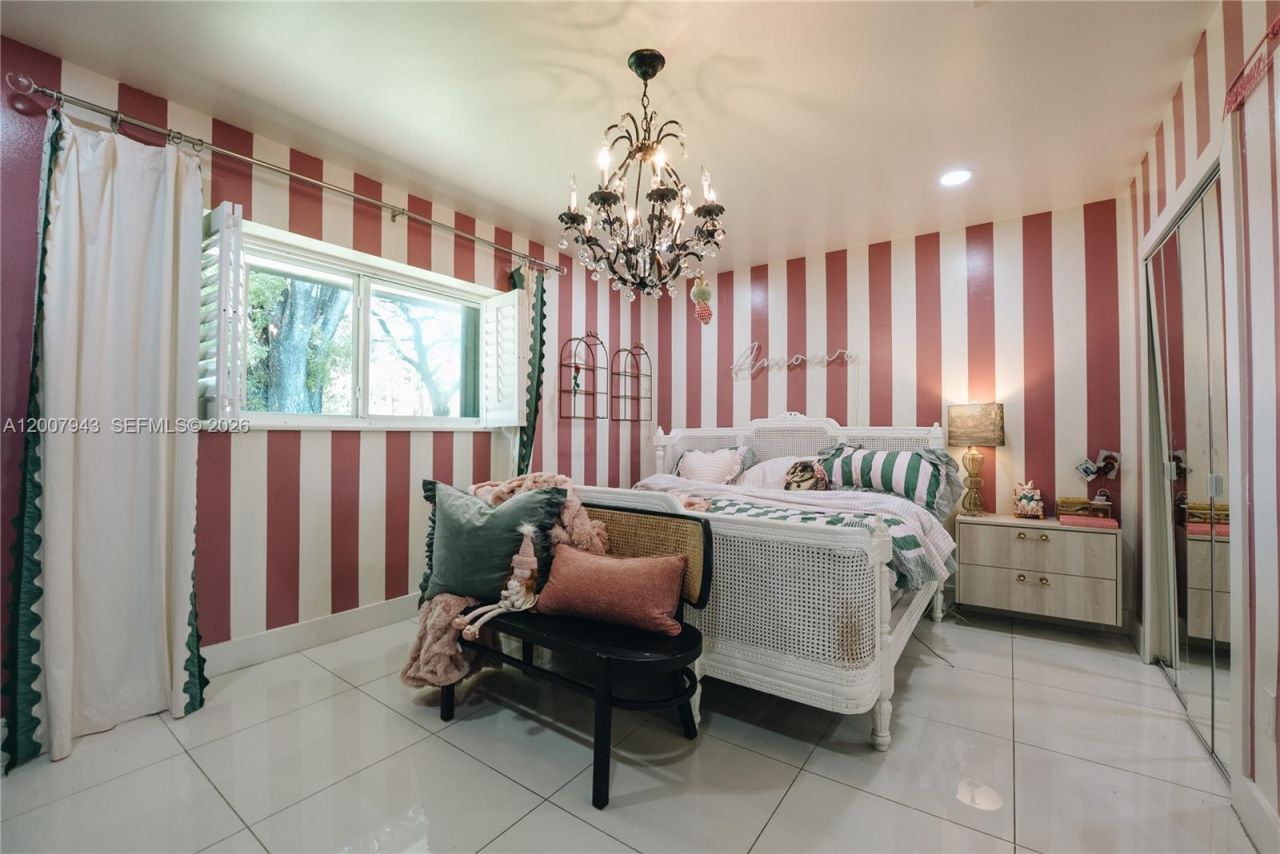 16241 W Troon Cir , Miami Lakes, FL 33014 Photo