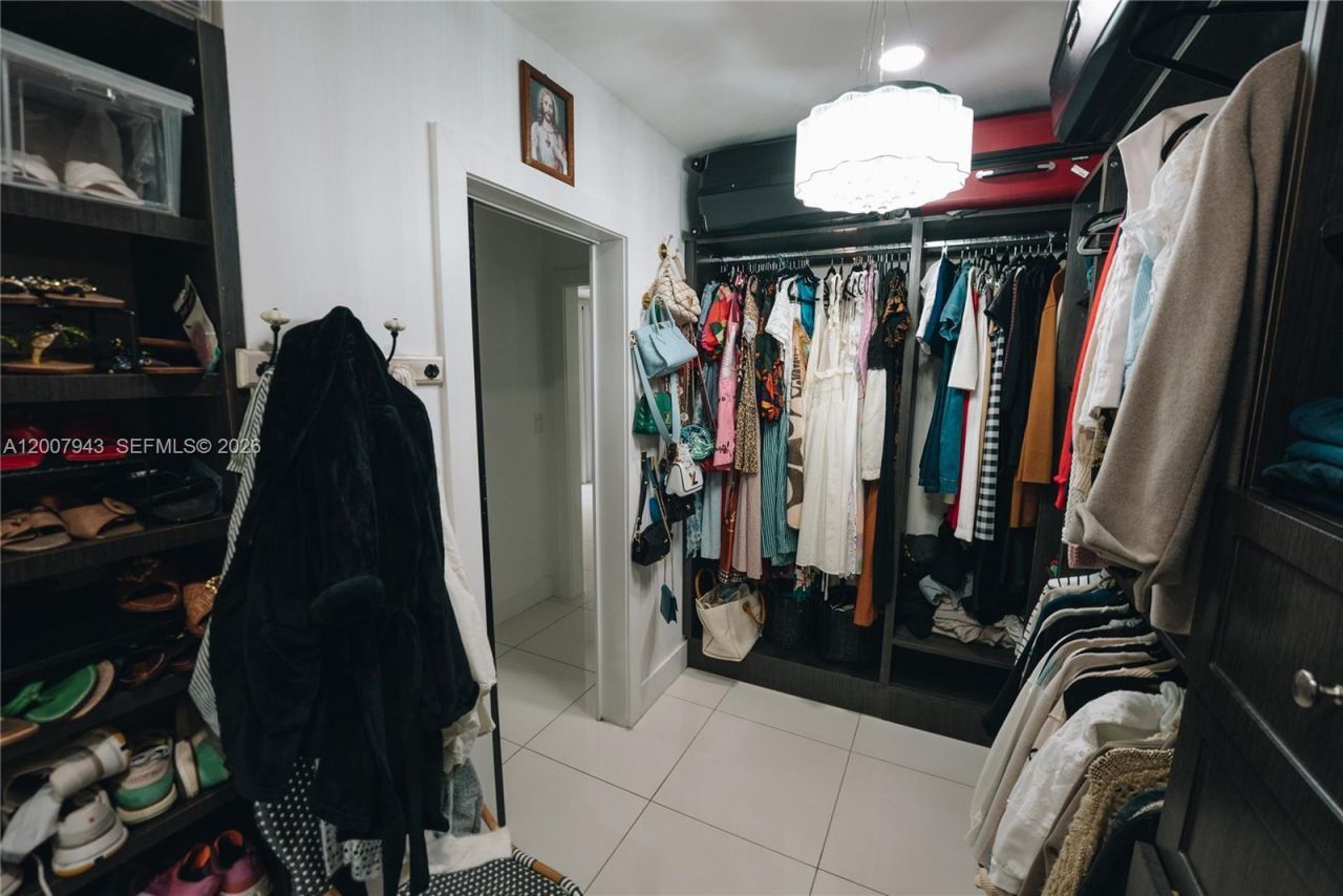 16241 W Troon Cir , Miami Lakes, FL 33014 Photo