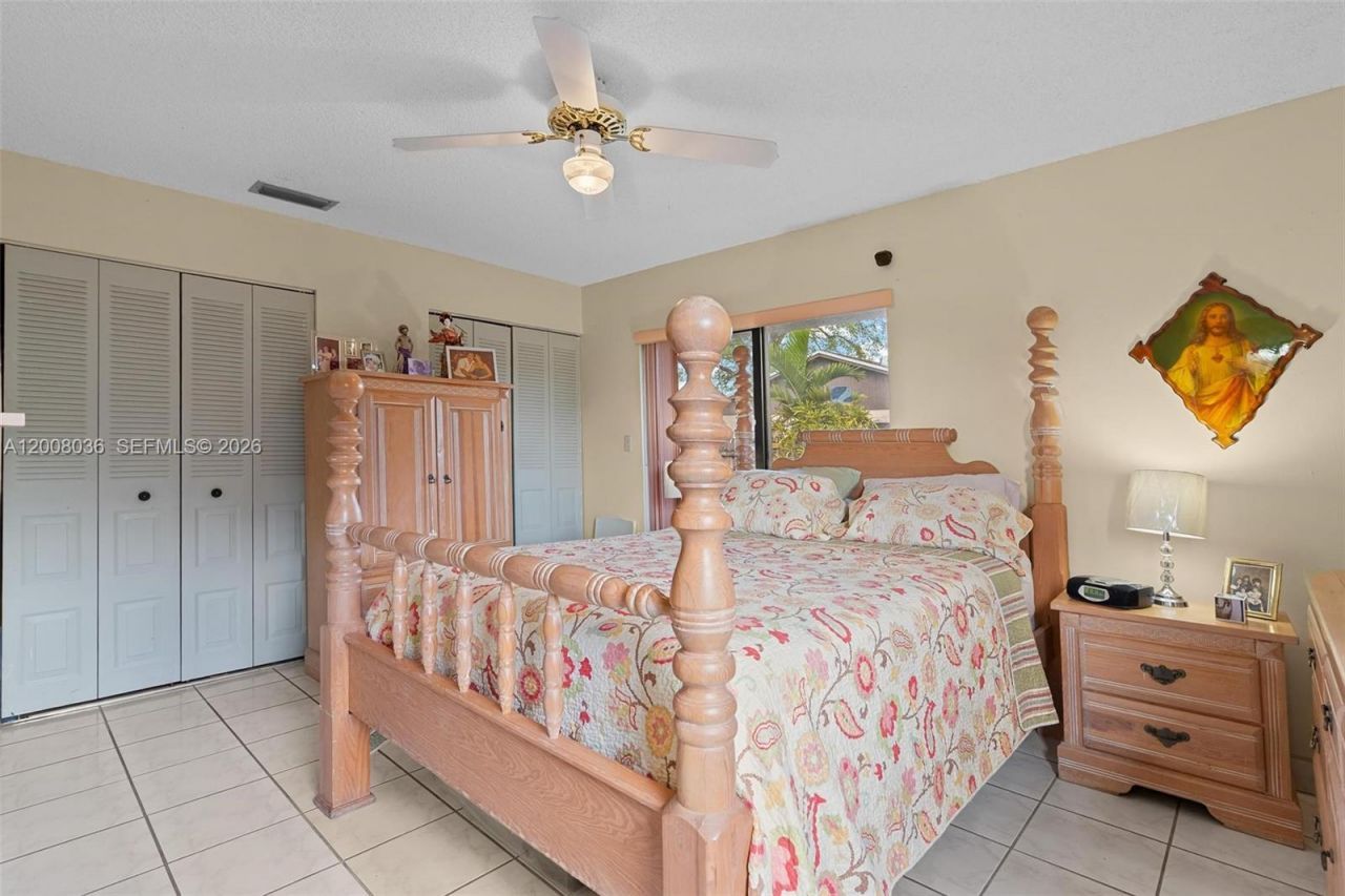 4829 SW 136th Pl, Miami, FL 33175 Photo