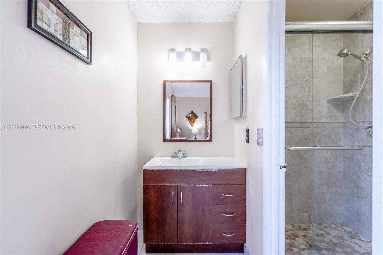 4829 SW 136th Pl, Miami, FL 33175 Photo