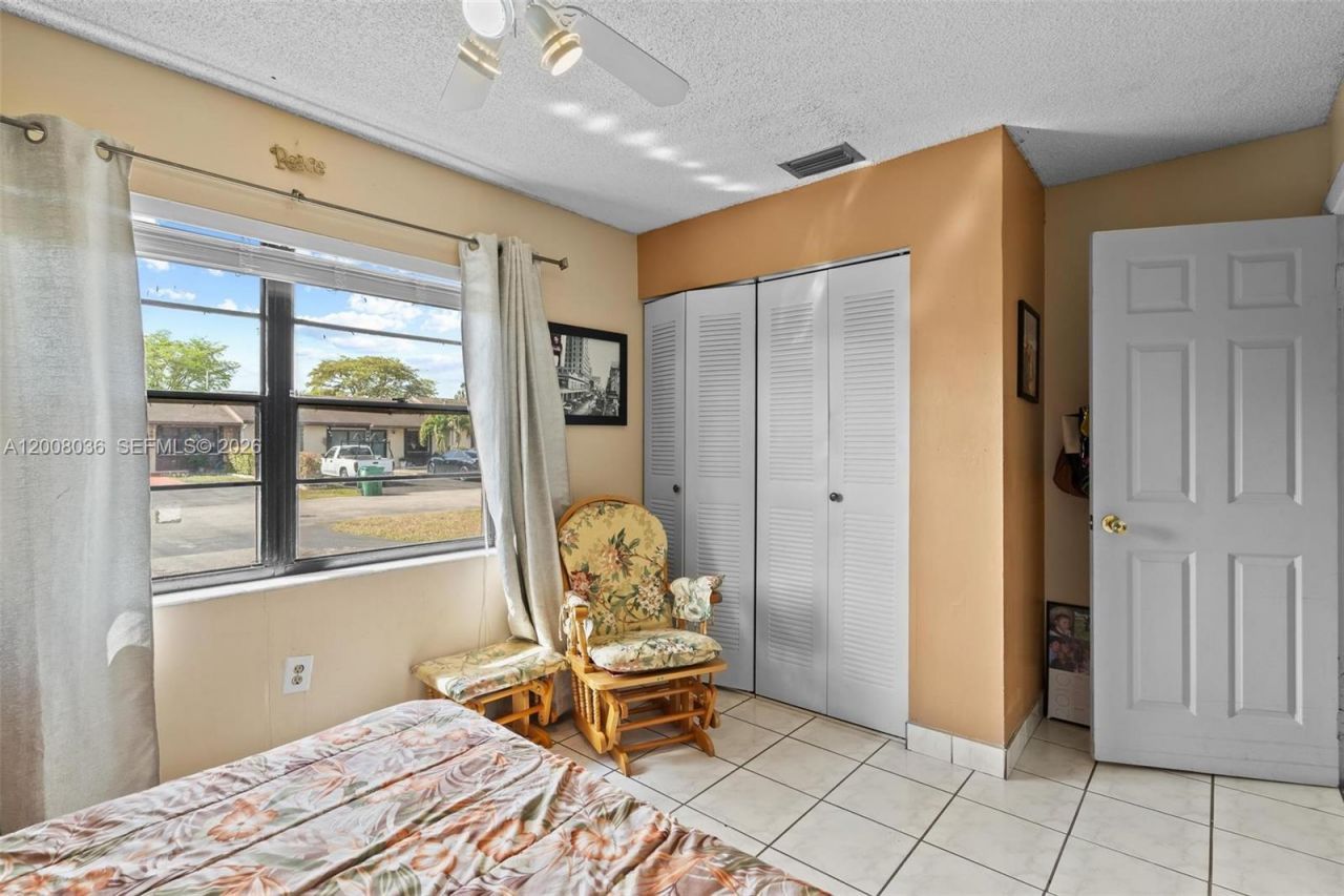 4829 SW 136th Pl, Miami, FL 33175 Photo