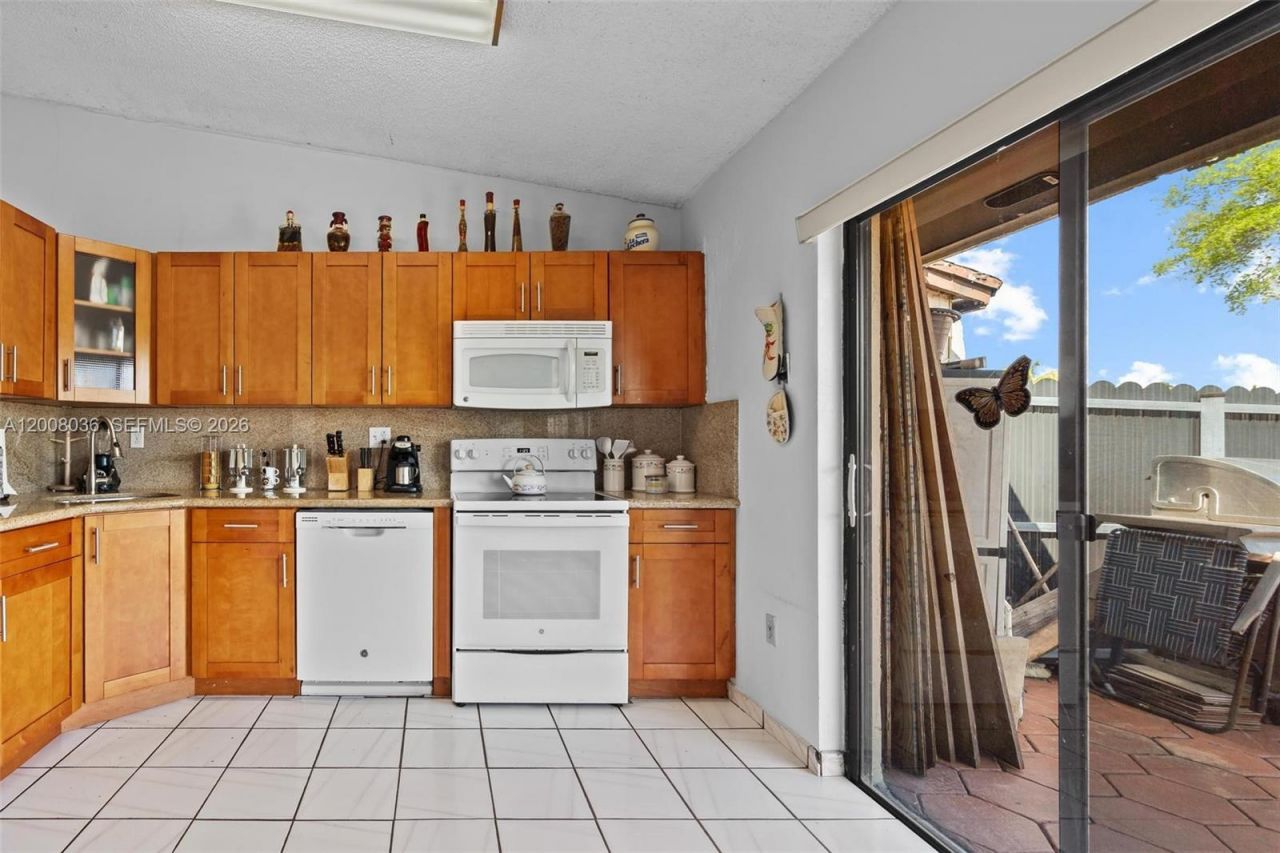 4829 SW 136th Pl, Miami, FL 33175 Photo