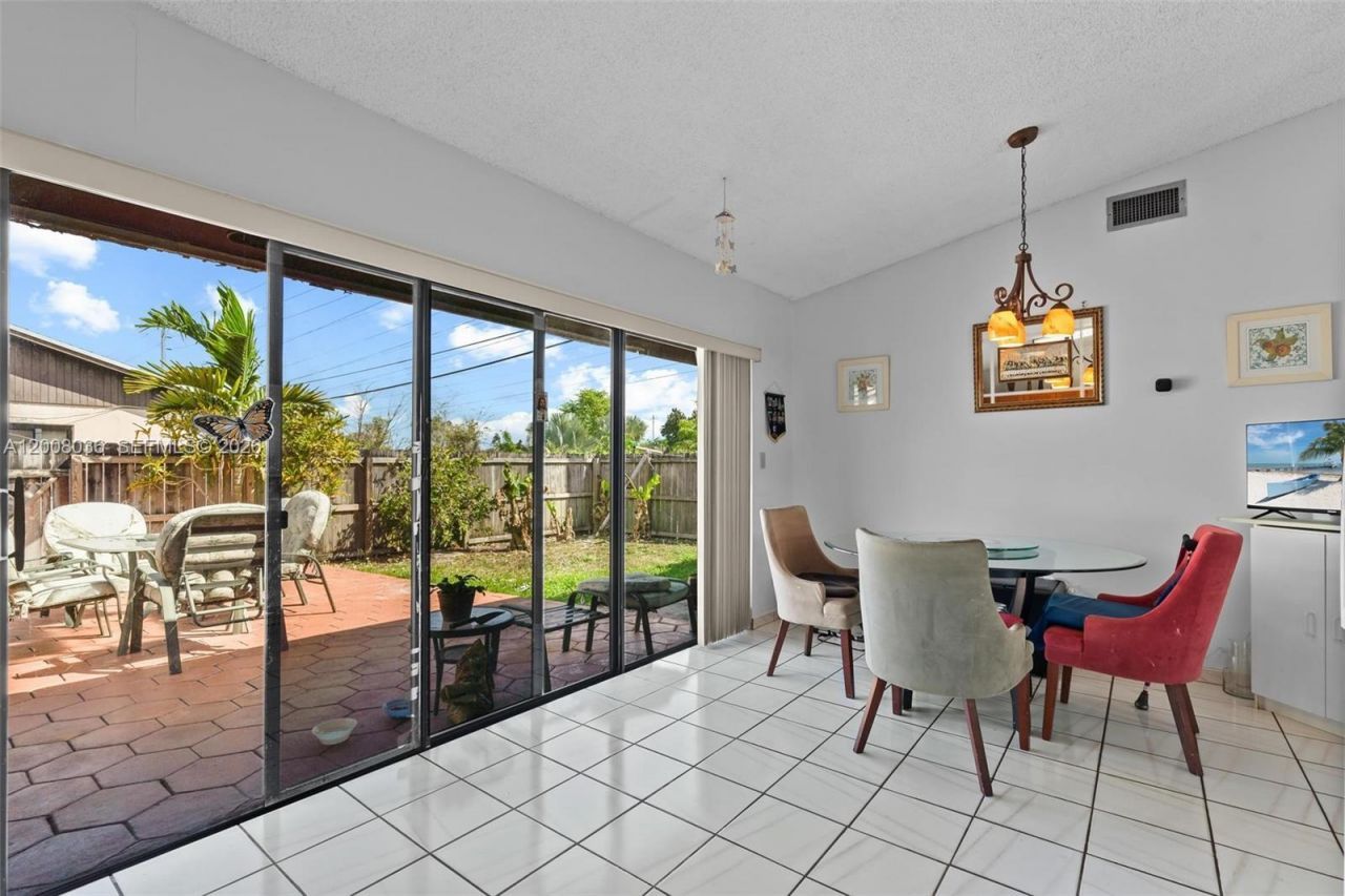 4829 SW 136th Pl, Miami, FL 33175 Photo