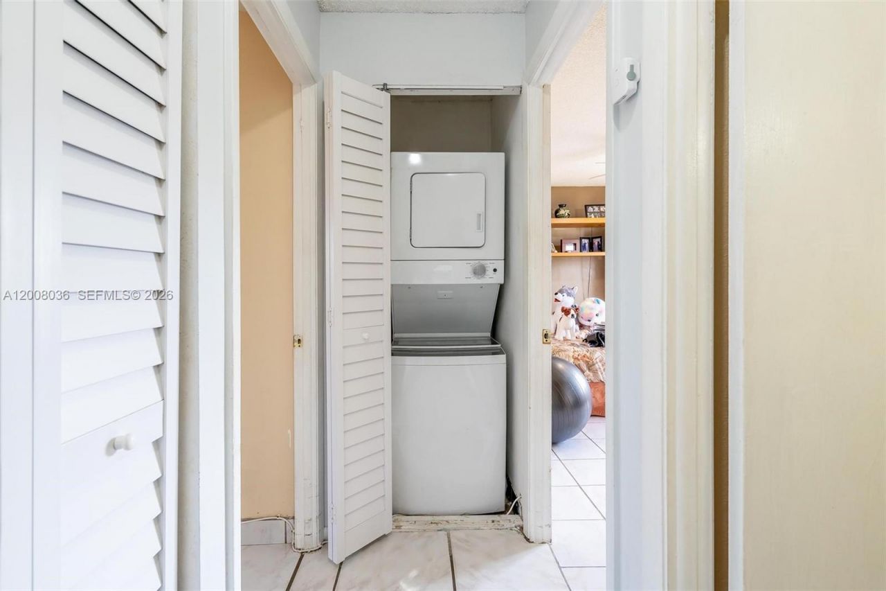 4829 SW 136th Pl, Miami, FL 33175 Photo