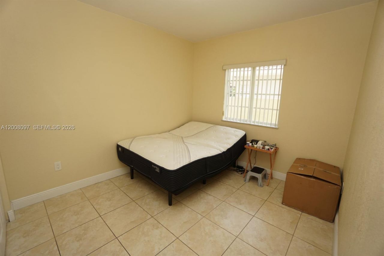 2927 SW 145th Ct , Miami, FL 33175 Photo