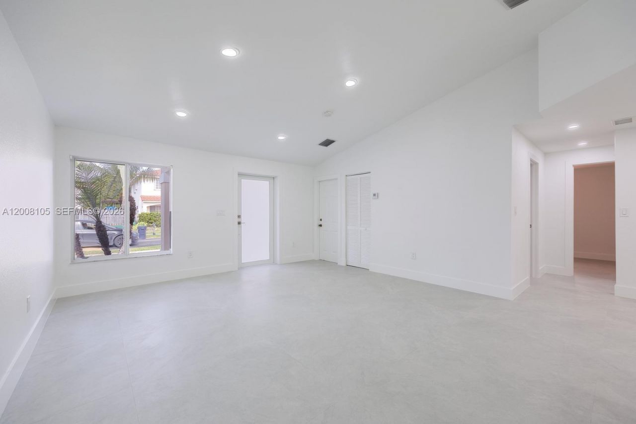 21505 SW 89th Path , Cutler Bay, FL 33189 Photo