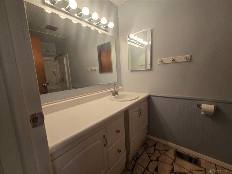 40 Walnut Place, Springboro, OH 45066 Photo 14