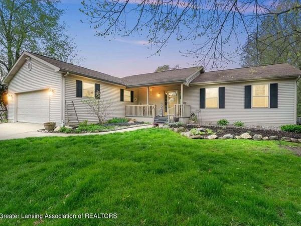 1173 Russell Lea Drive, Charlotte, MI 48813