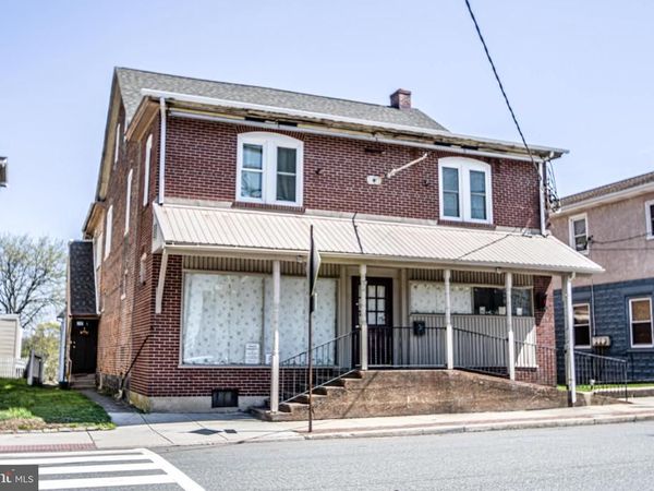 82 MAIN STREET , PENNSBURG, PA 18073