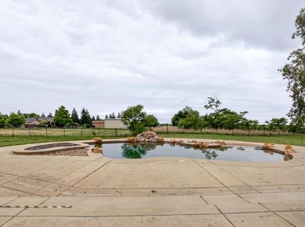 735 N Fine Rd, Linden, CA 95236 Photo