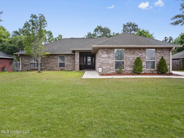 116 Lavender Drive, Ocean Springs, MS 39564