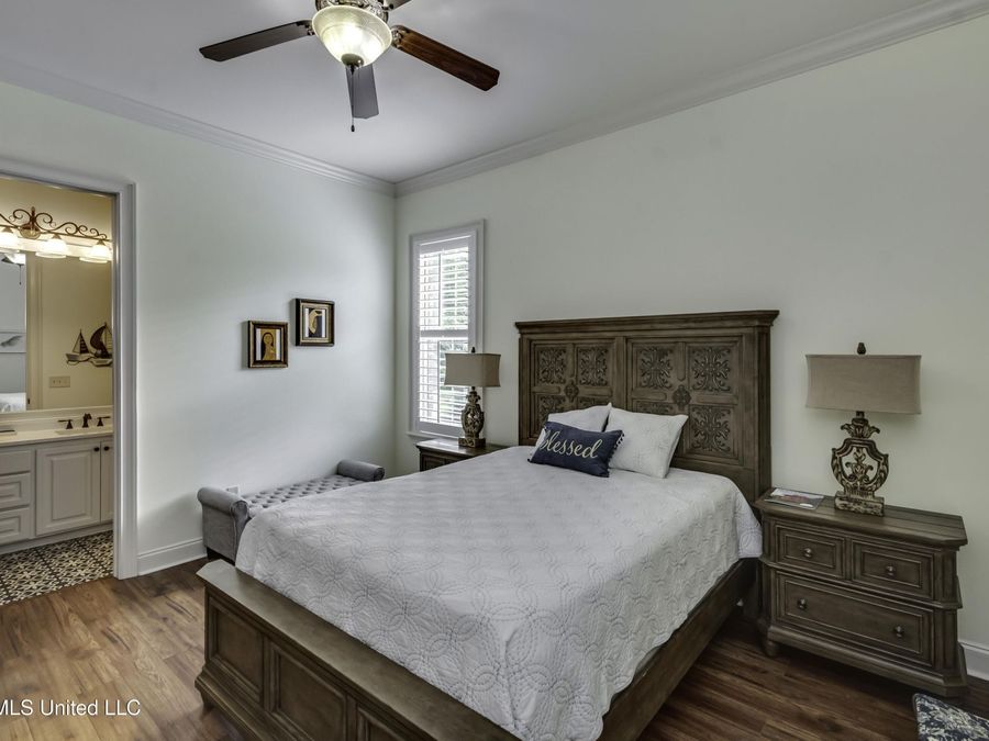 Property Image 41