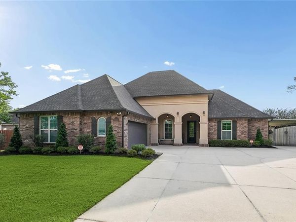 1464 DOMINIC Drive , Covington, LA 70435