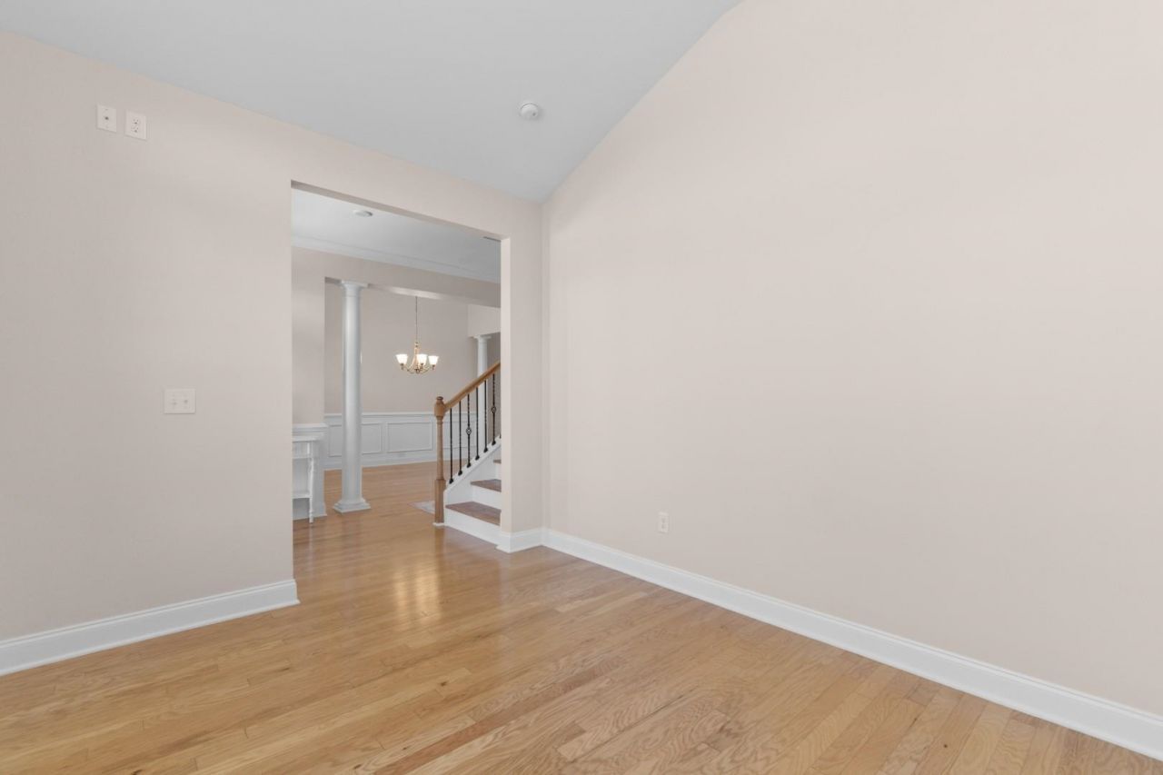 2212 Via Palma Dr. Photo 11