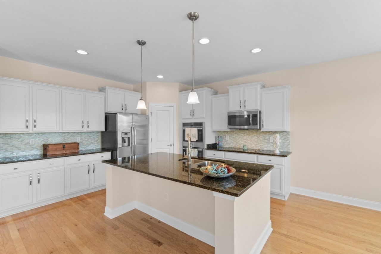 2212 Via Palma Dr. Photo 5
