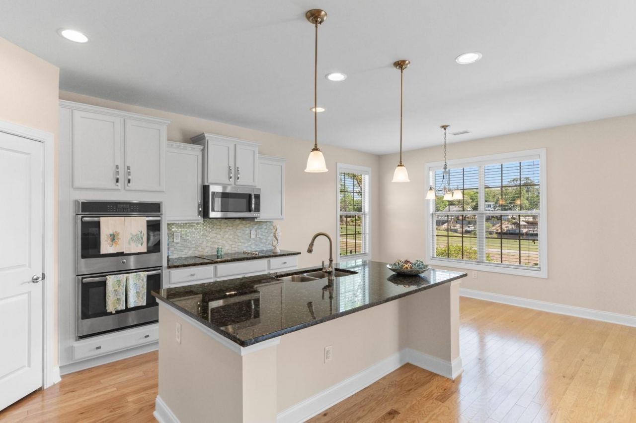 2212 Via Palma Dr. Photo 6