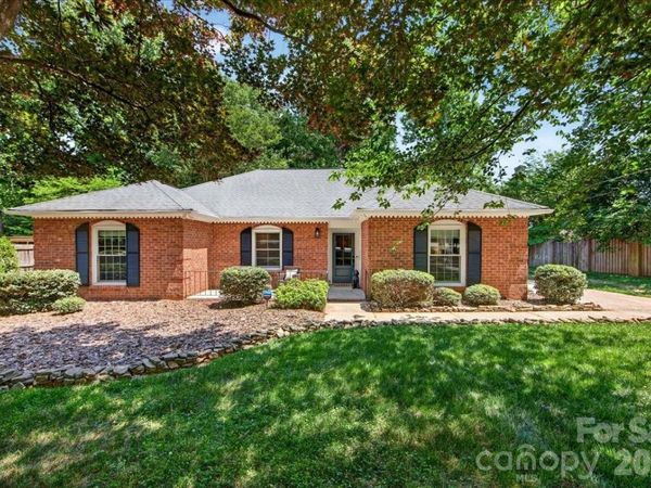 5017 Sharon View Road, Charlotte, NC 28226