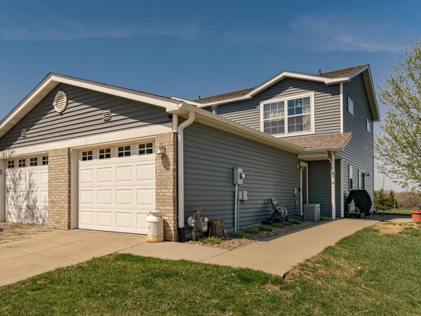 619 Pointe Court SW, Rochester, MN 55902