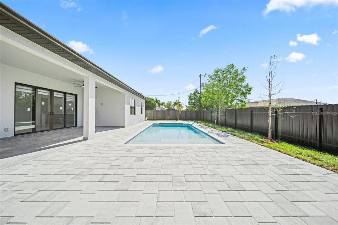122 NE 11th Terrace, Cape Coral, FL 33909 Photo