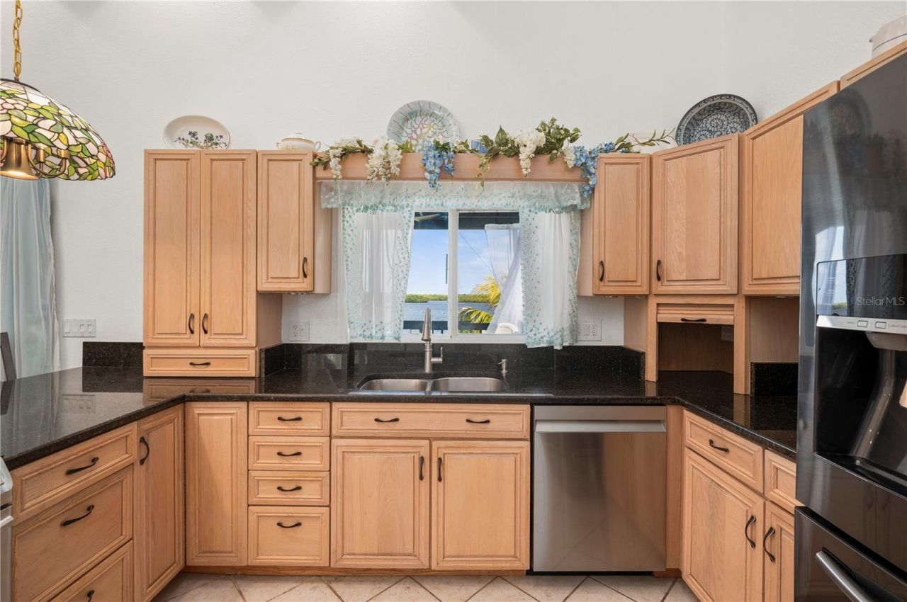27414 Misty Avenue, Punta Gorda, FL 33982 Photo