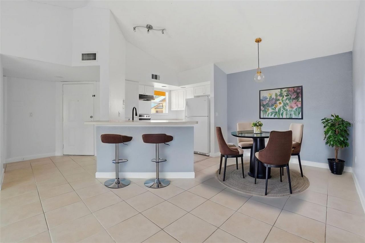 4524 Commander Drive , Unit 1627, Orlando, FL 32822 Photo